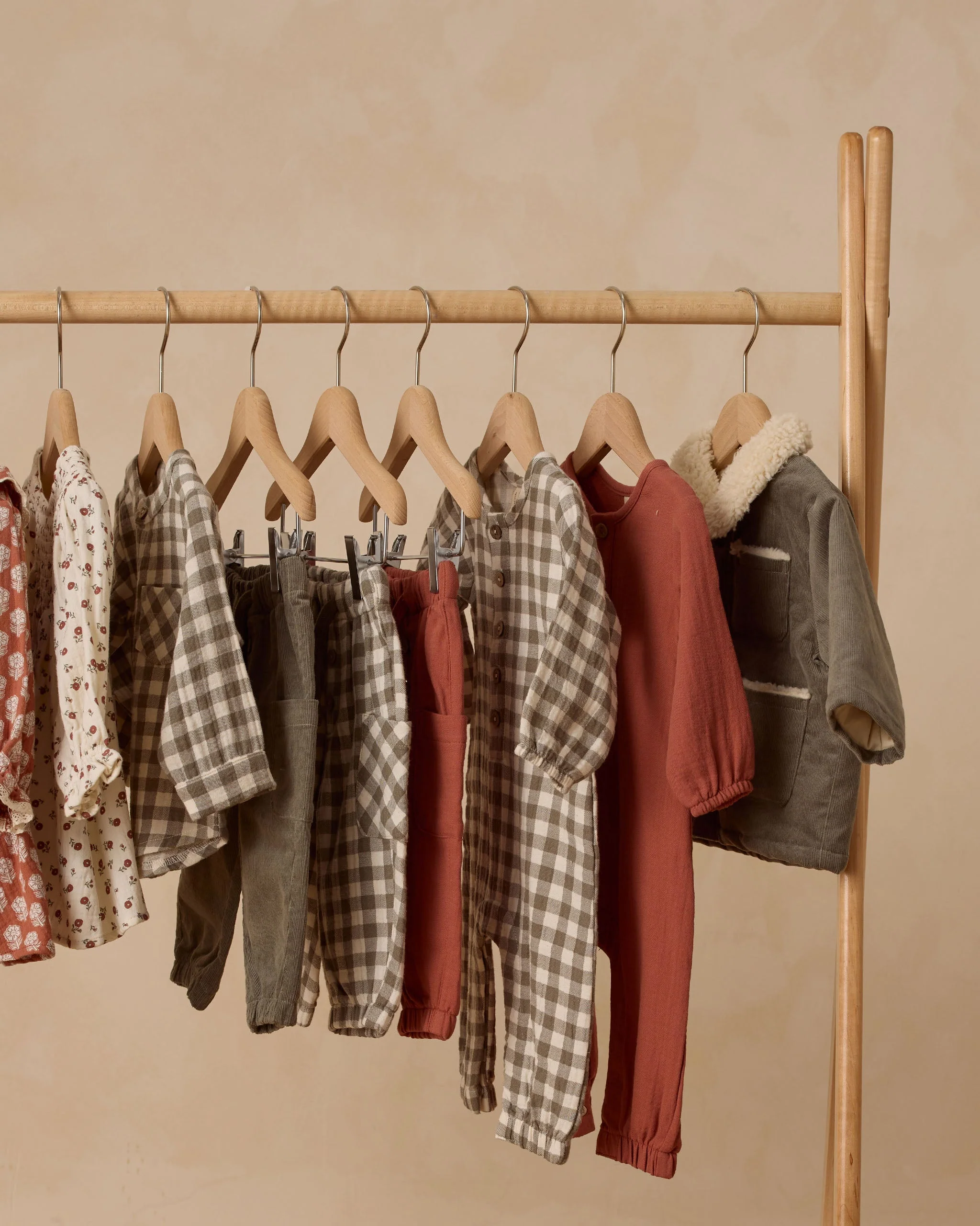 Luca Pant || Forest Check - Image 6