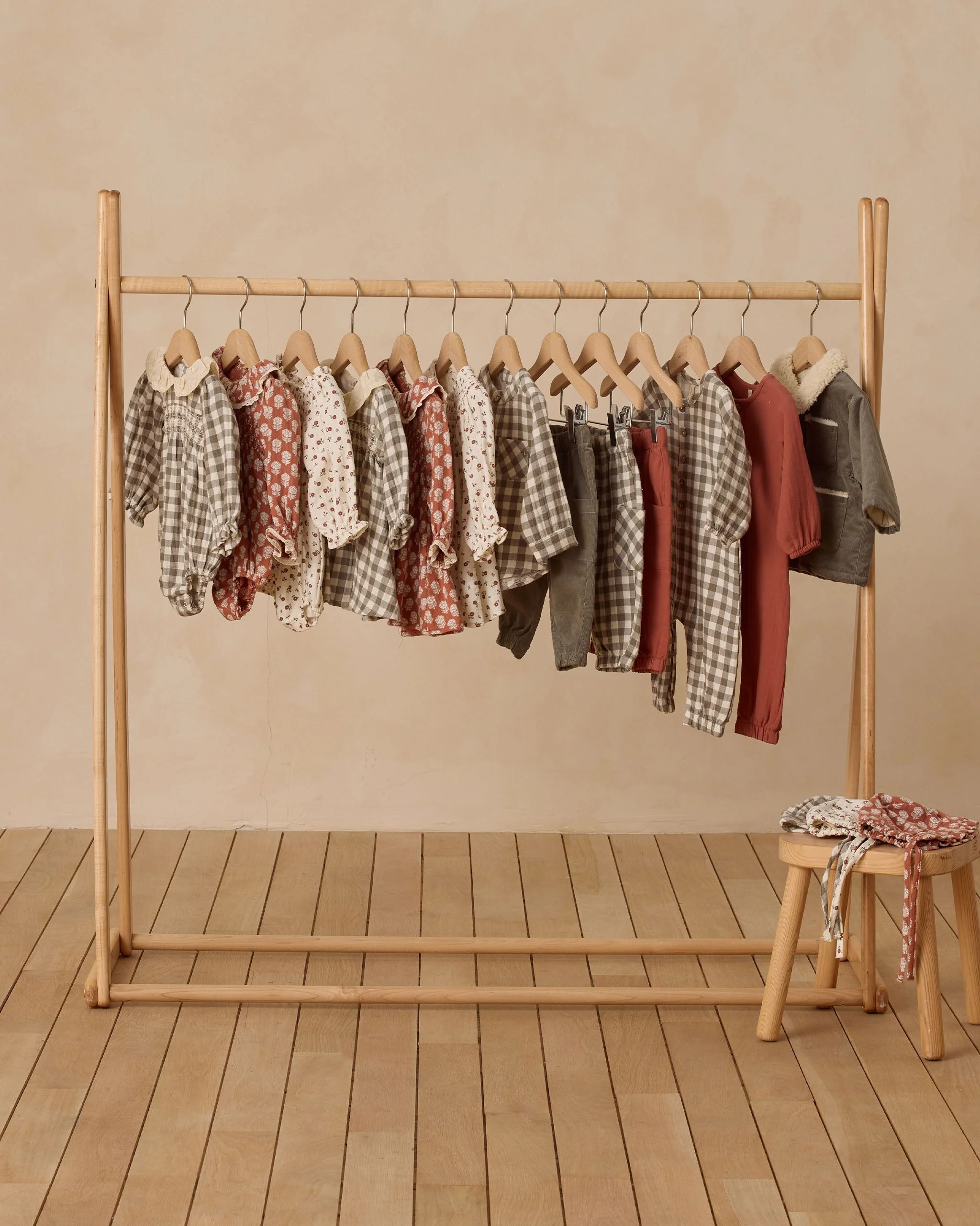 Luca Pant || Forest Check - Image 7