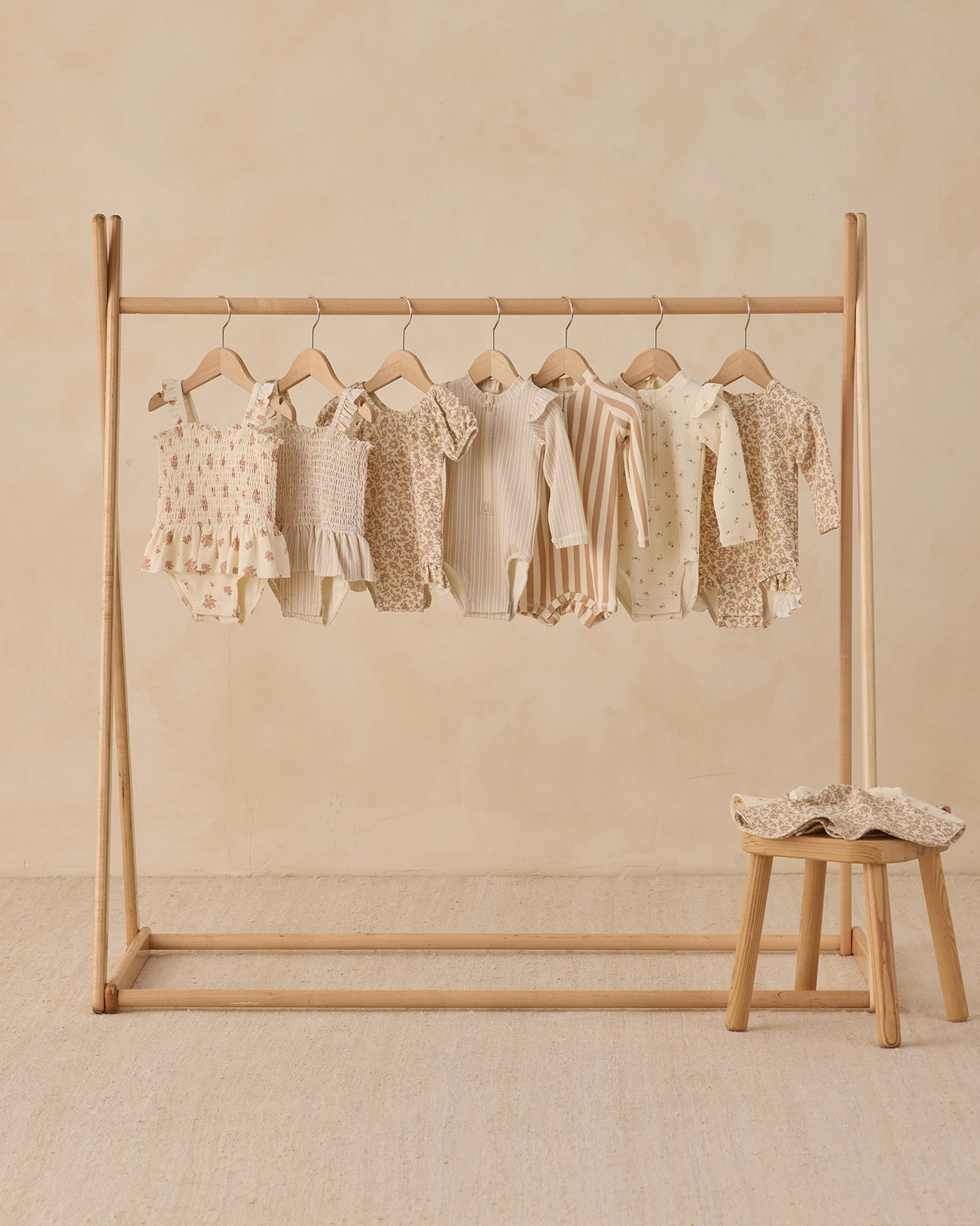 Olivia Rashguard One-Piece Dahlia - Image 6