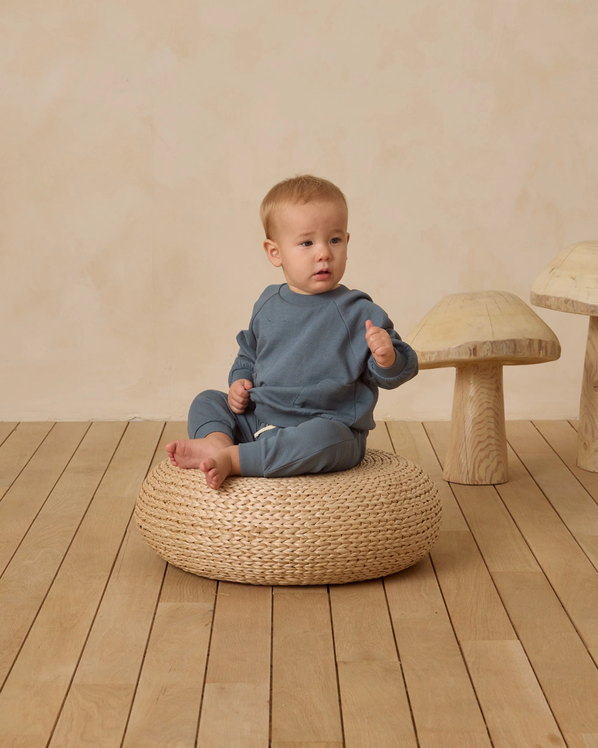 Pocket Sweatshirt || Ocean - Image 3