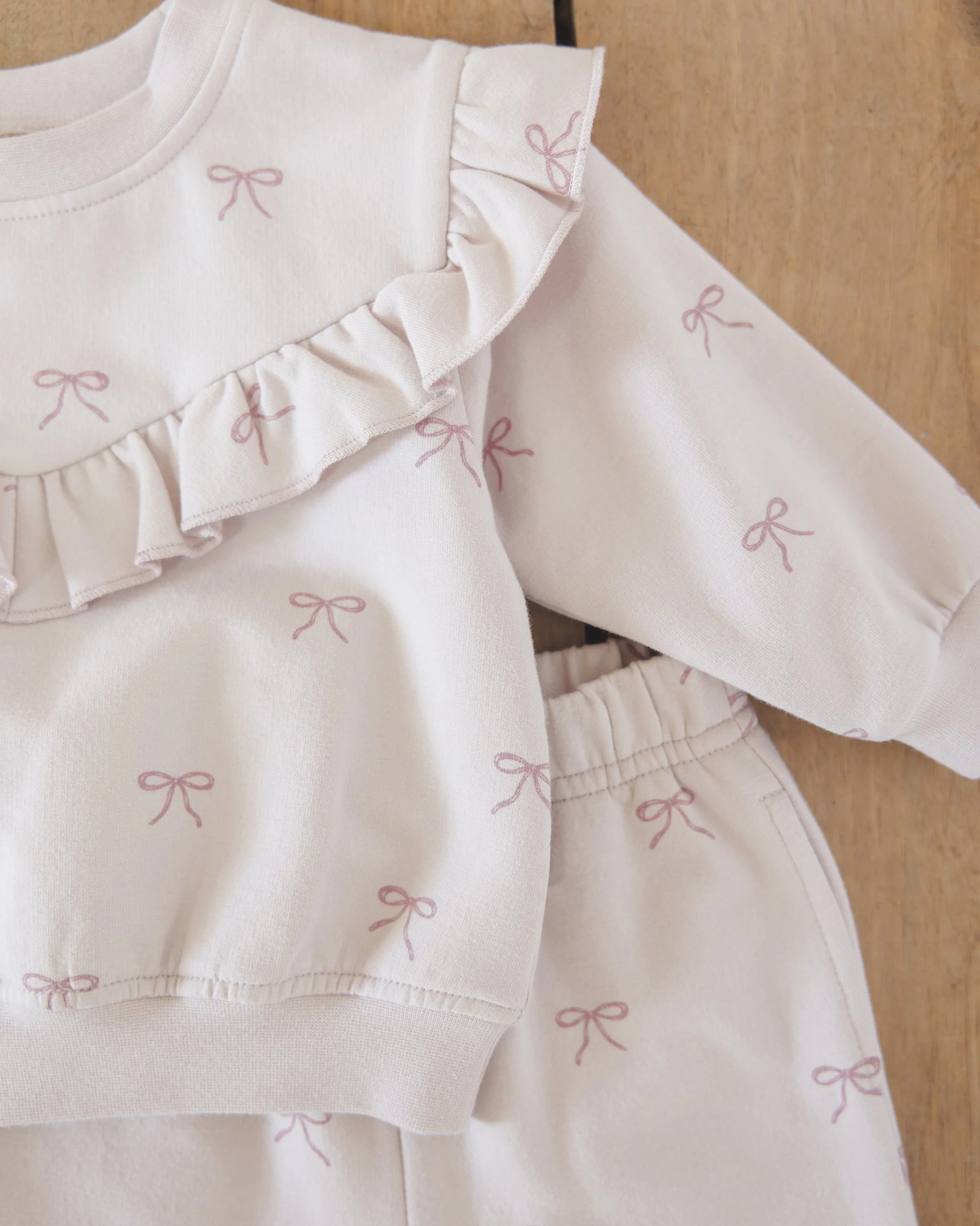 Ruffle Fleece Sweatshirt || Bows - Image 3