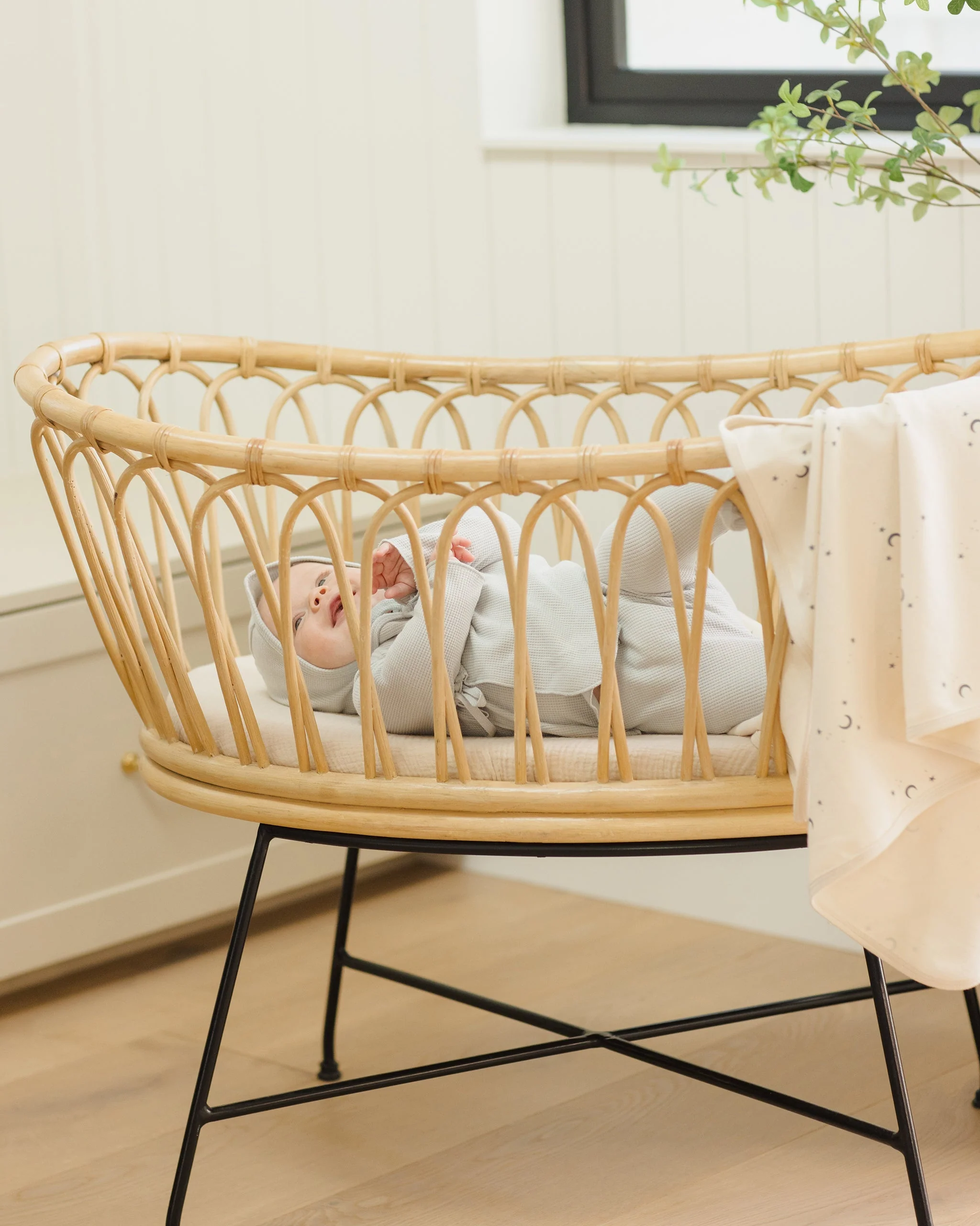 Swaddle || Moons - Image 4